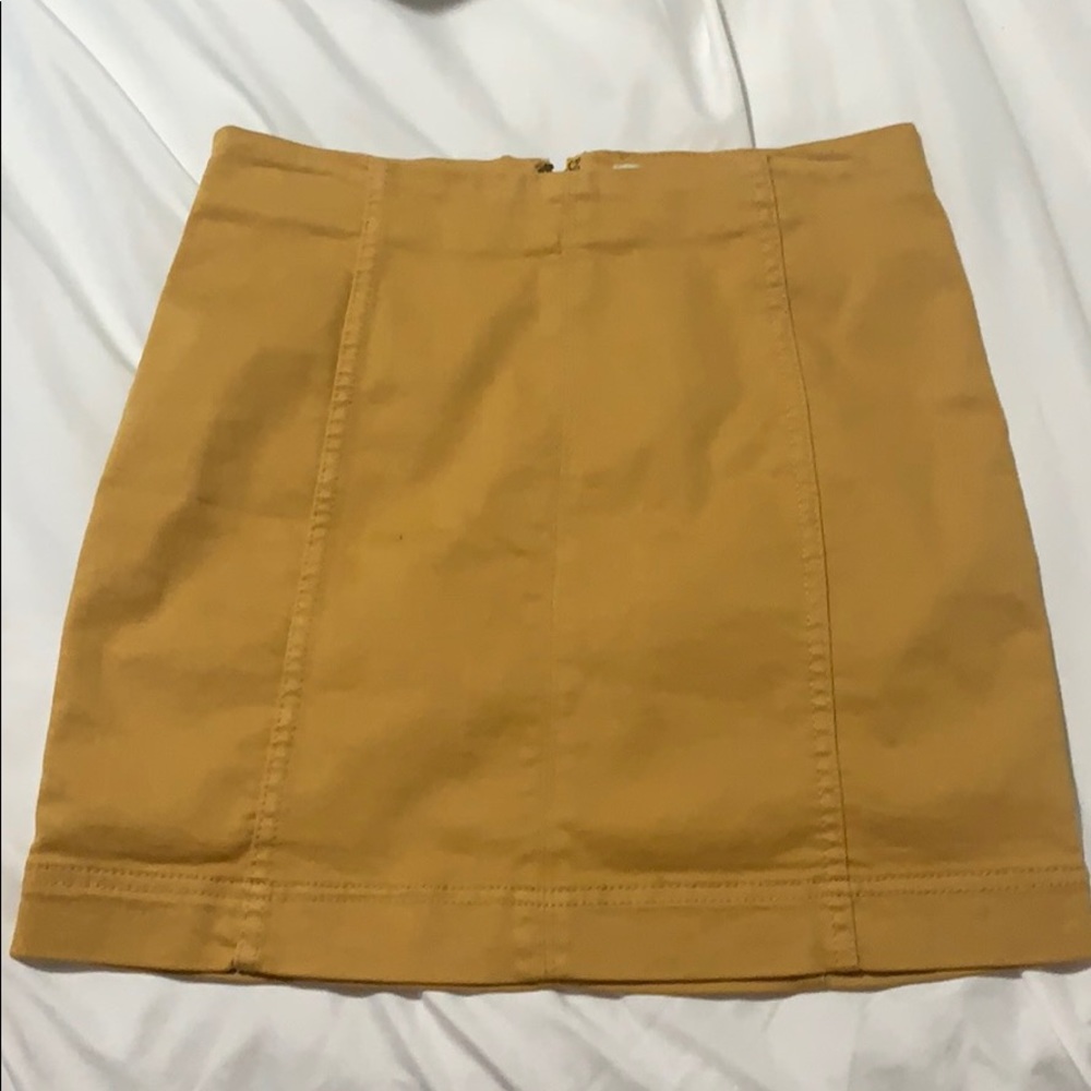 Yellow skirt